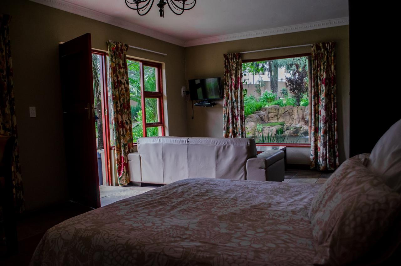The Rivonia River Lodge 요하네스버그 외부 사진